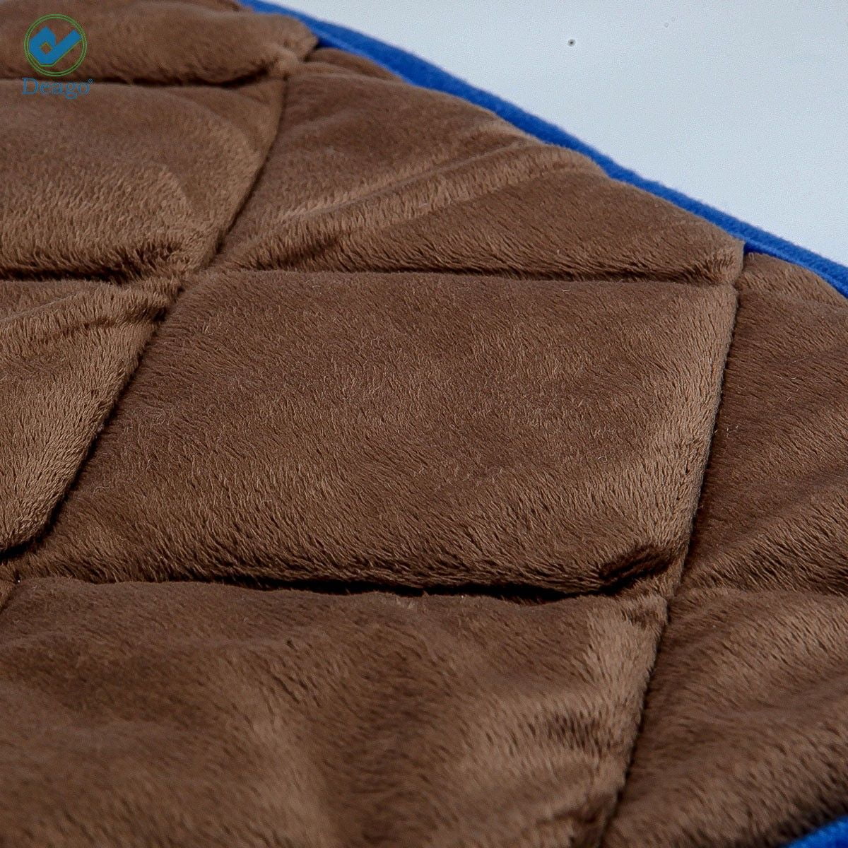 Deago Self Heating Cat Dog Pad / Self-Warming Cat Dog Bed / Thermal Cat Mat for Outdoor and Indoor Pets (Coffee, 15.8" x 19.7")